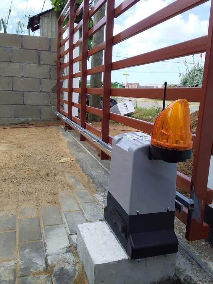 Automatische poortmotor installatie